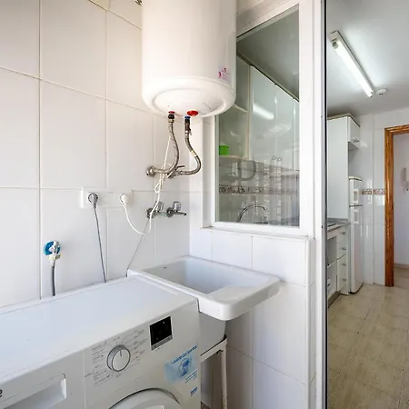 Poseidon Aparthotel 3*