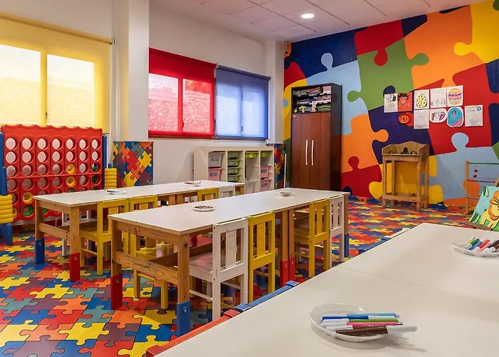 Poseidon Apartahotel