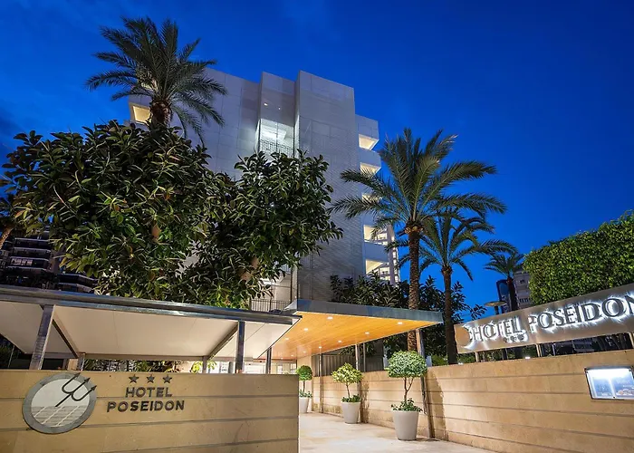 Apartahotel Poseidon 3*