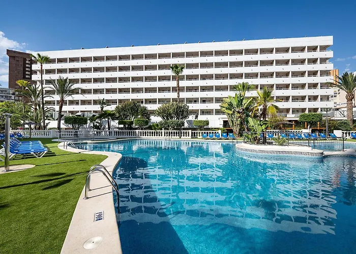 Poseidon Apartahotel